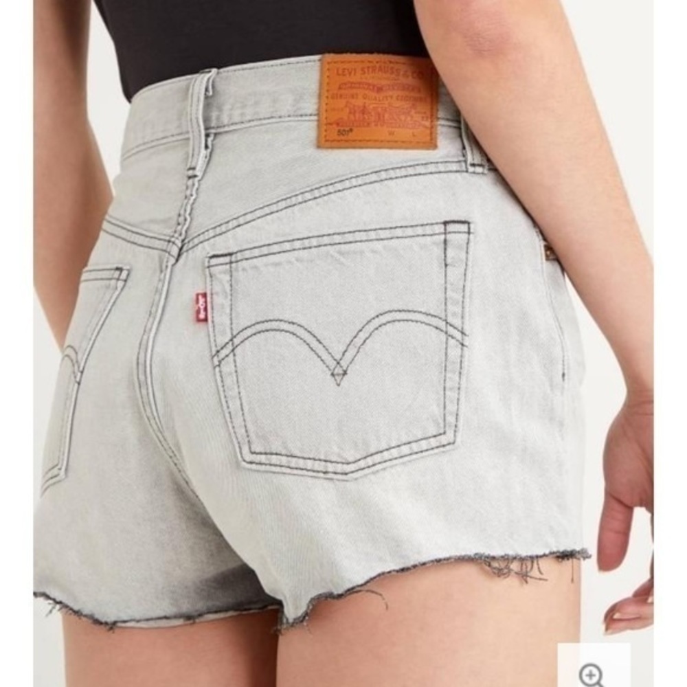 501® Levi's® Original Shorts​ - Picture 4 of 4